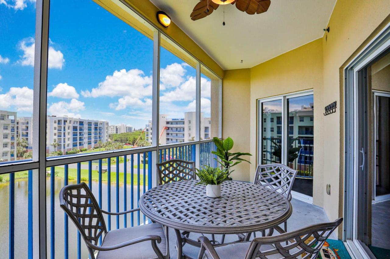 Oceanwalk Condos Bethune Beach Exteriör bild